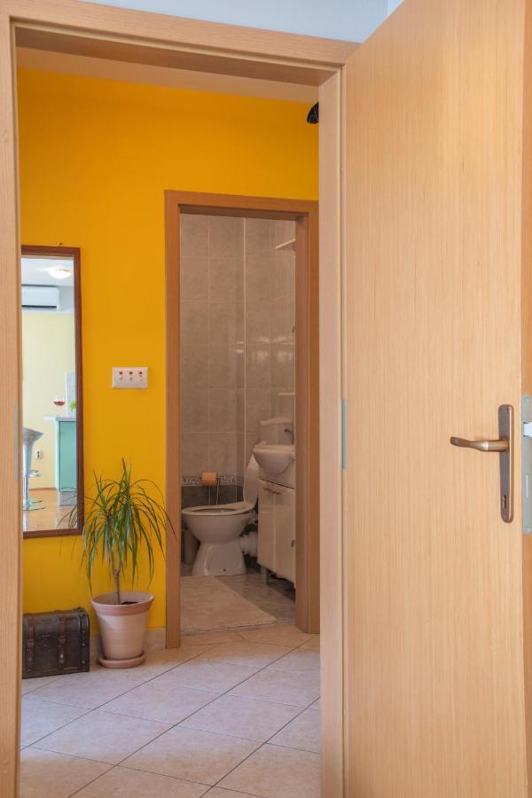 Apartman Silvija Osijek Exteriör bild